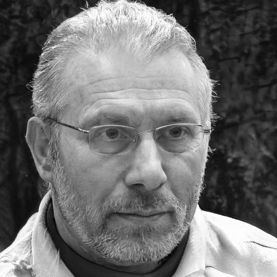 Lachlan Pemberton facilitating budgeting workshop